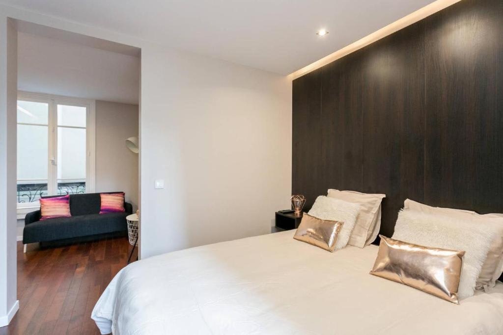 Modernized Studio - Meters From The Invalides Gardens Appartement *